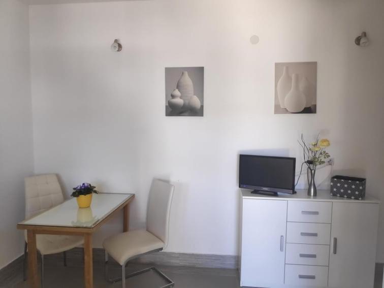 Apartmani Lucica Jezera Exterior photo