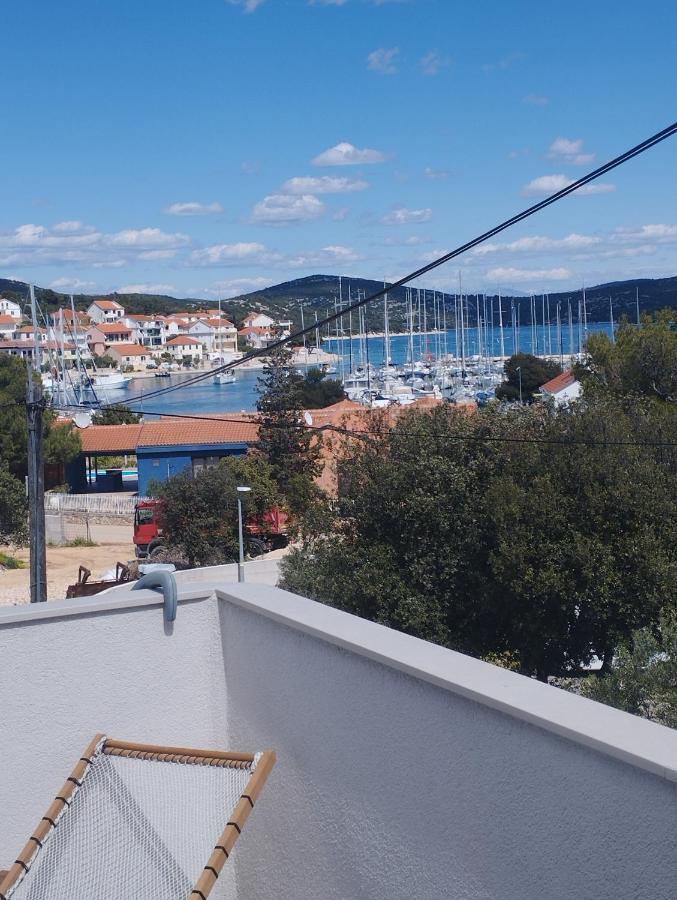 Apartmani Lucica Jezera Exterior photo