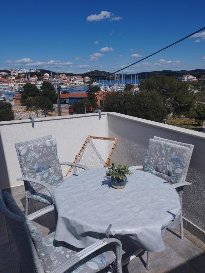 Apartmani Lucica Jezera Exterior photo