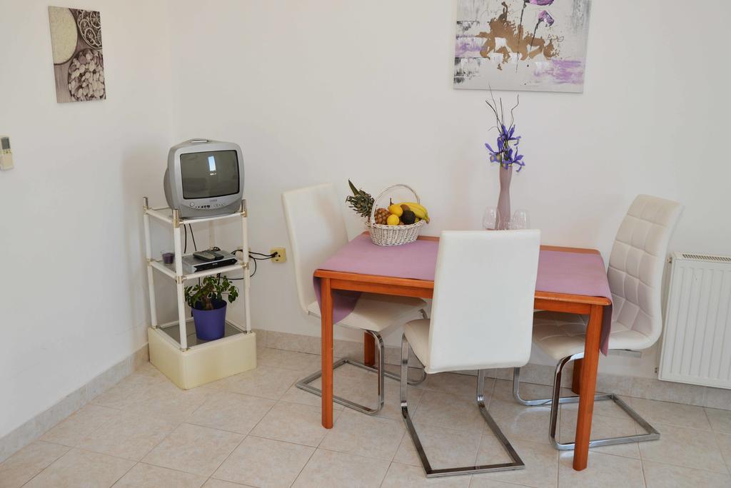 Apartmani Lucica Jezera Exterior photo